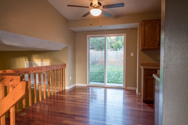 Building Photo - Charming 3-Bedroom Home with Stunning Pike...