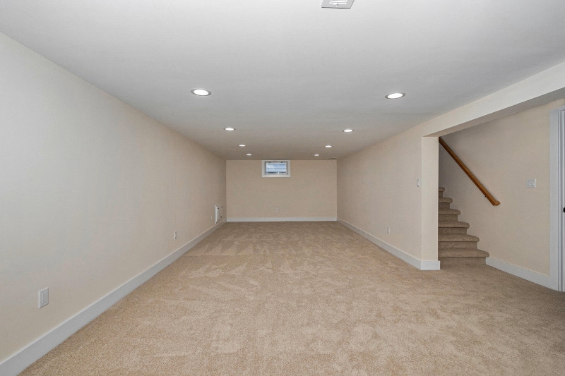 Building Photo - 506 W Morgan Ave