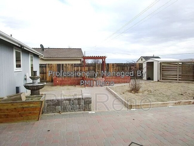 Building Photo - 435 Trellis Dr
