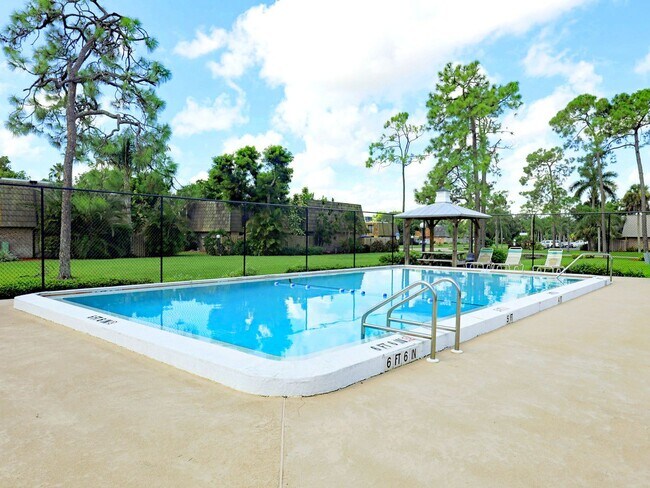 Building Photo - 1538 Park Meadows Dr
