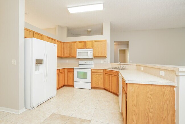 Building Photo - 3211 Woodglen Dr