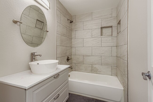 Building Photo - 10382 S Ravenswood Ln