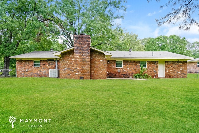 Building Photo - 1406 Beverly Dr