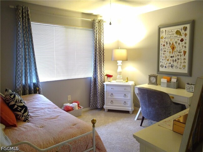 Building Photo - 13076 Cross Creek Ct