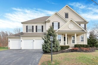 Building Photo - 7090 Dean Farm Rd