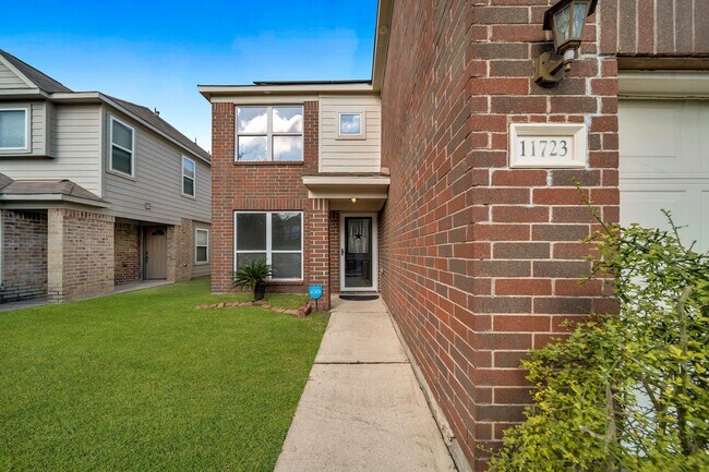 Building Photo - 11723 Downey Violet Ln