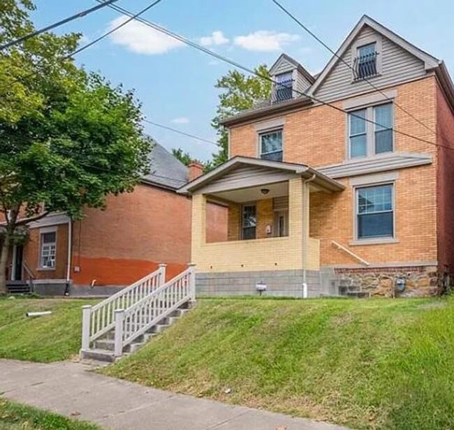 Building Photo - 309 South Ave