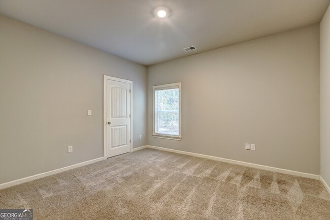 Building Photo - 100 Ruby Ln