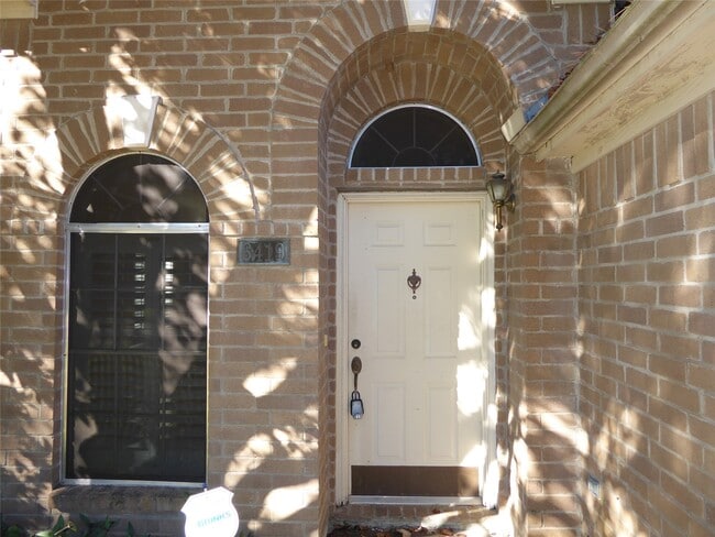 Building Photo - 6419 Diamond Rock Dr