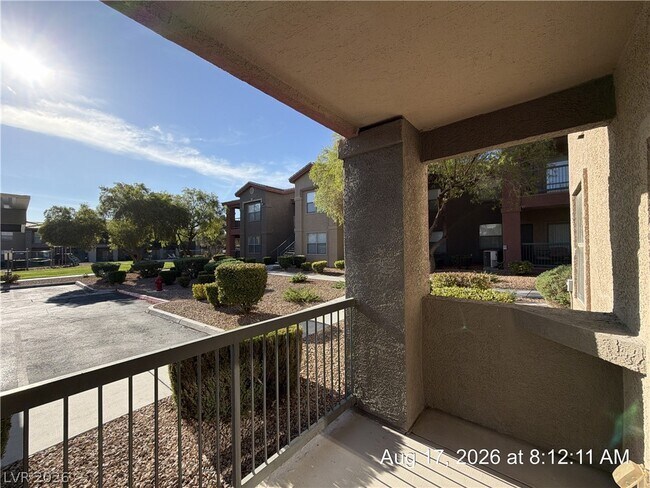 Building Photo - 8000 W Badura Ave