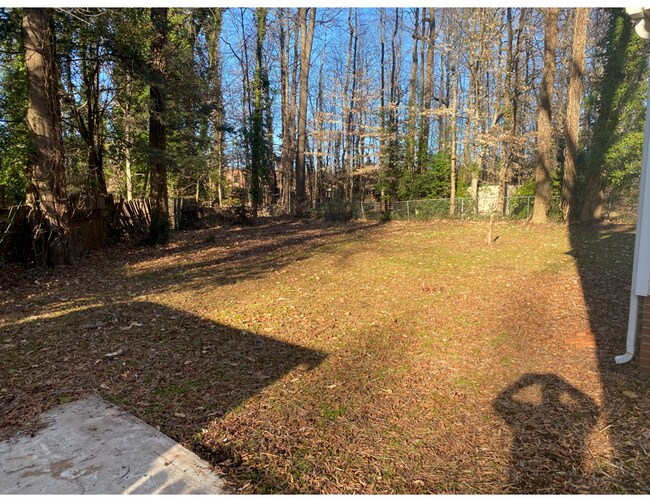 Building Photo - 3720 Manor Dr