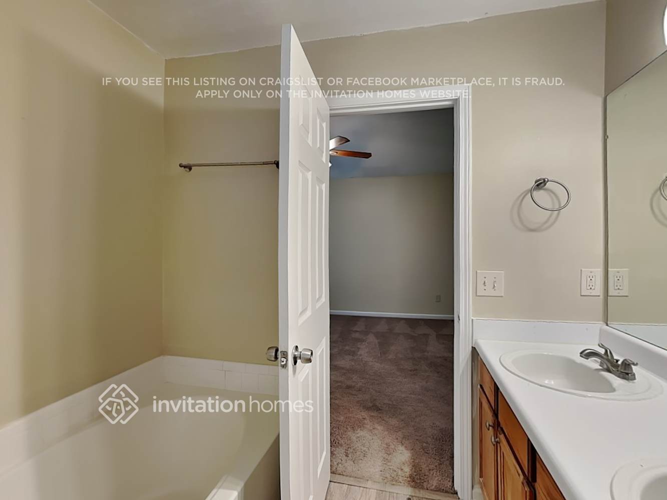 Building Photo - 3706 Heyford Ct