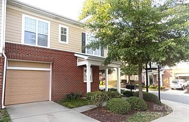 Building Photo - 15402 St Christopher Ct