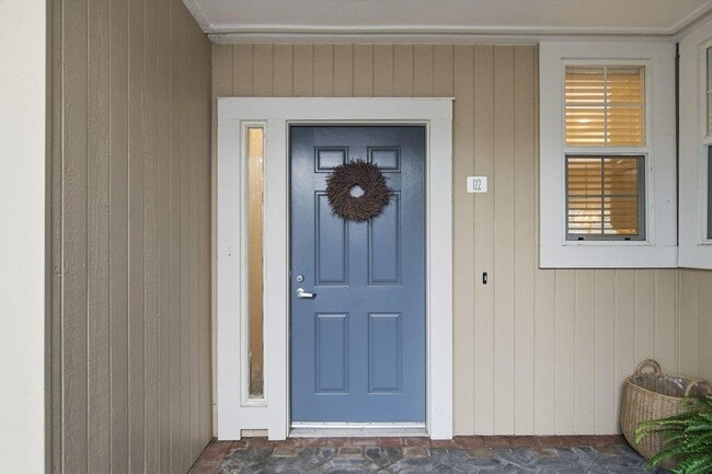 Building Photo - 880 Meridian Bay Ln