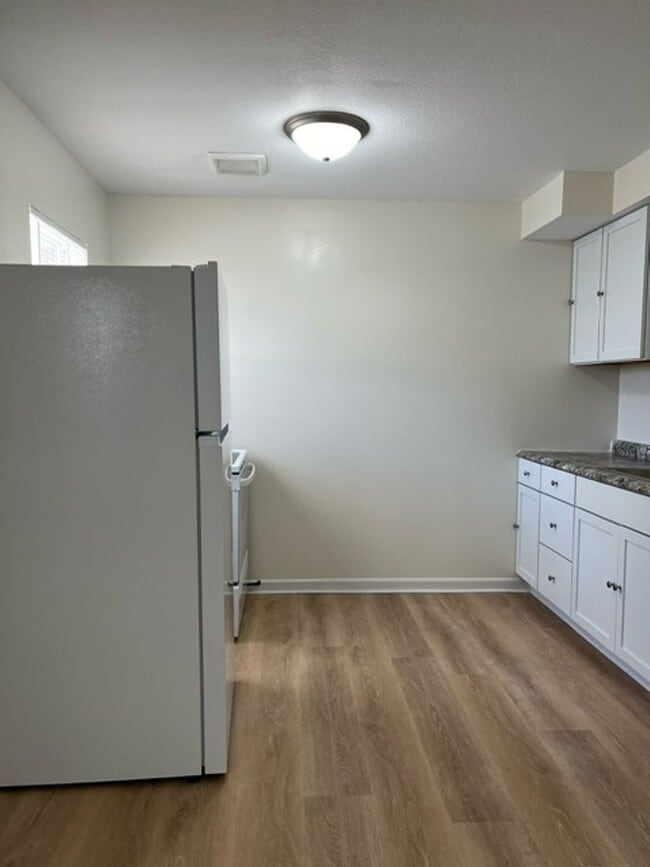 Building Photo - 207 Highview Ave