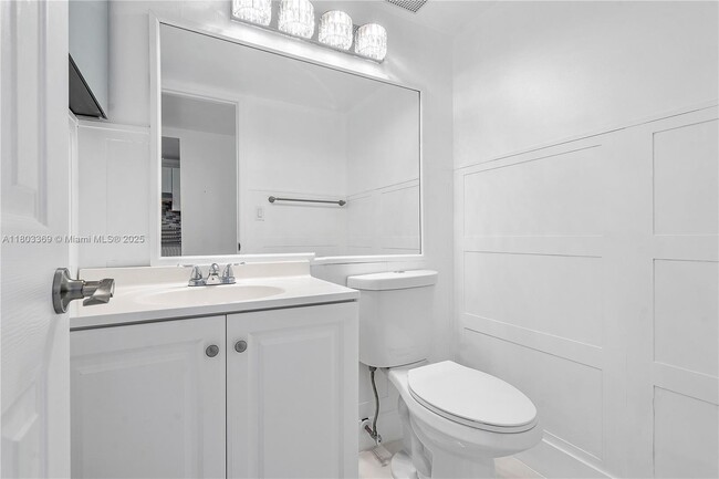 Building Photo - 406 NW 68th Ave