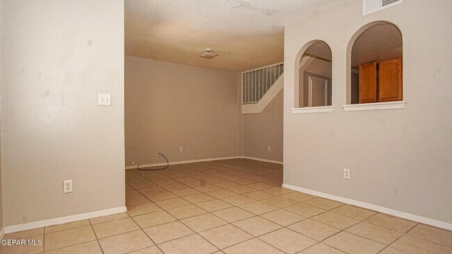Building Photo - 11024 Sunshine Ct