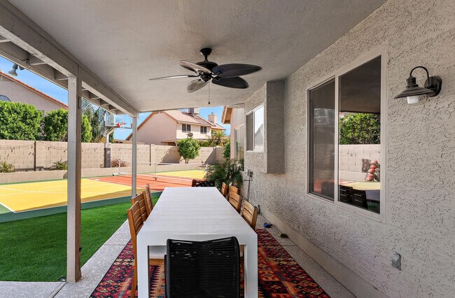 Building Photo - 7804 W Pershing Ave