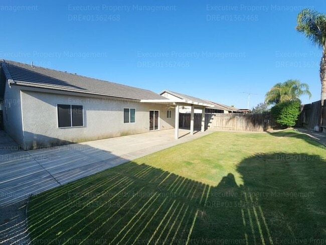 Building Photo - Charming 3 bedroom, 2 bathroom home locate...