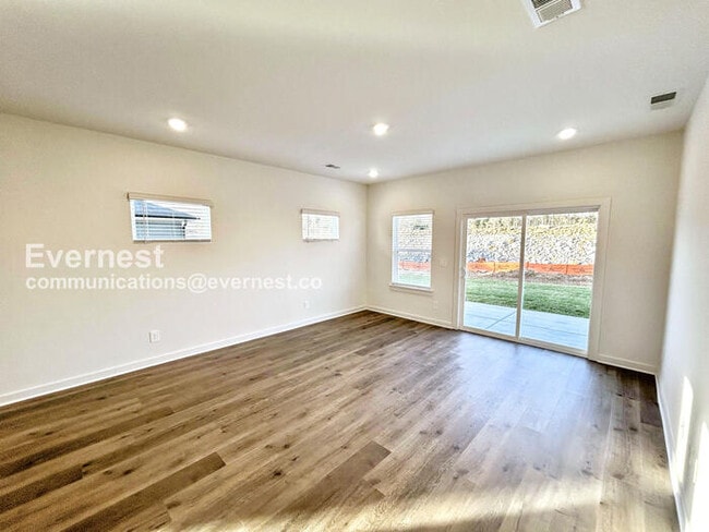 Building Photo - 649 Whitetail Ct