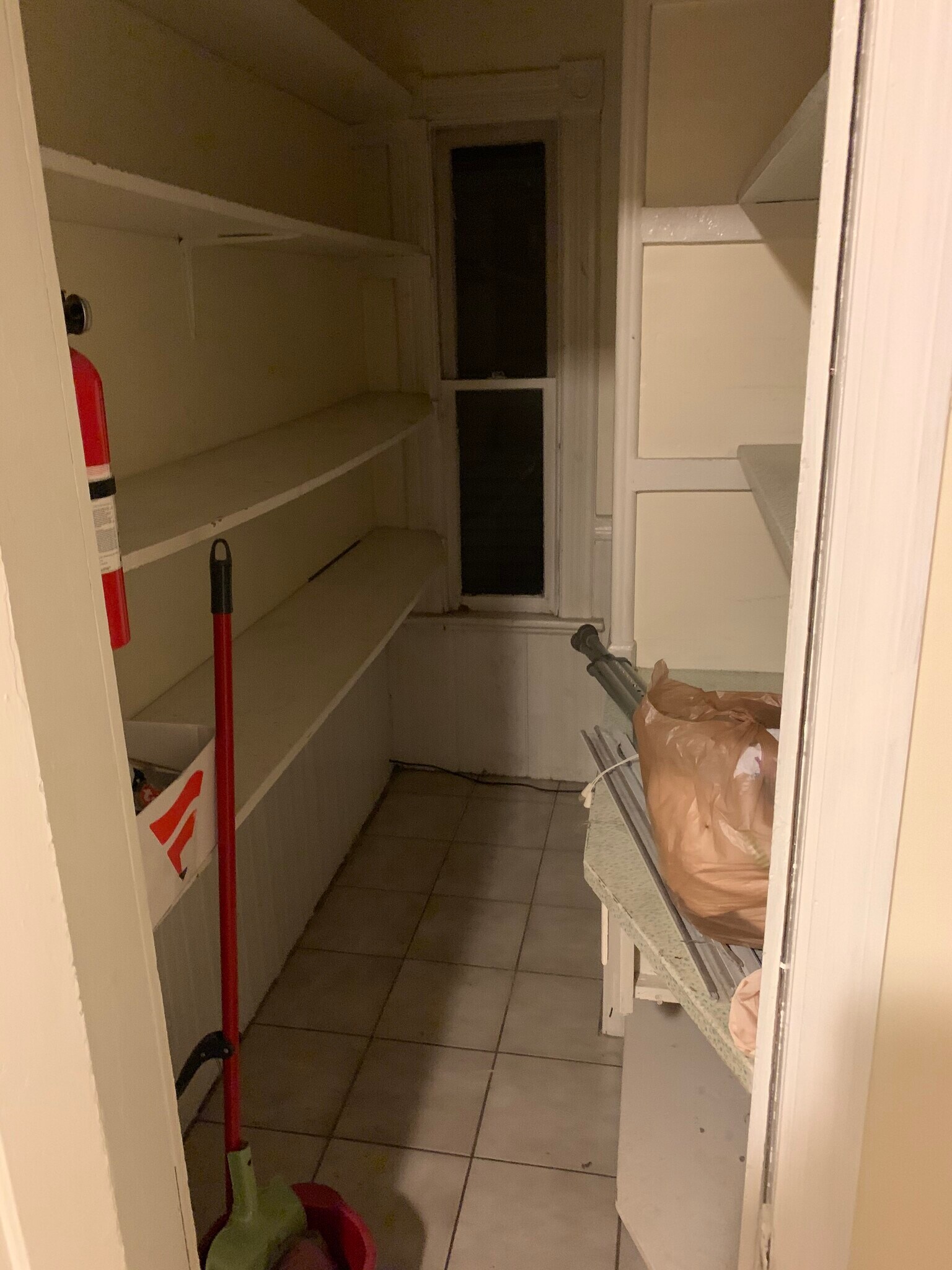 Pantry - 1208 6th Ave
