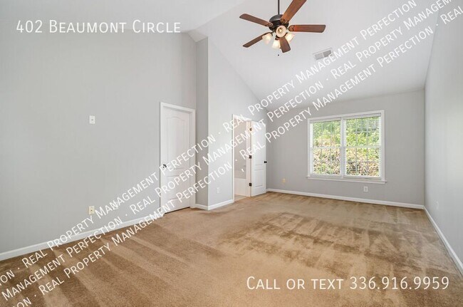 Building Photo - 402 Beaumont Cir
