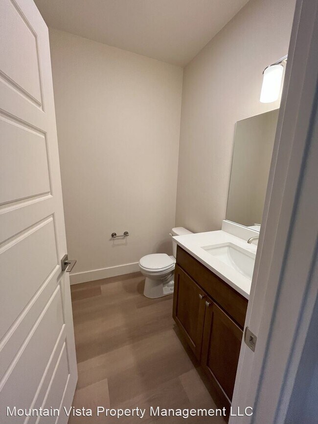 Building Photo - 3 br, 2.5 bath House - 20 Jockey Ct