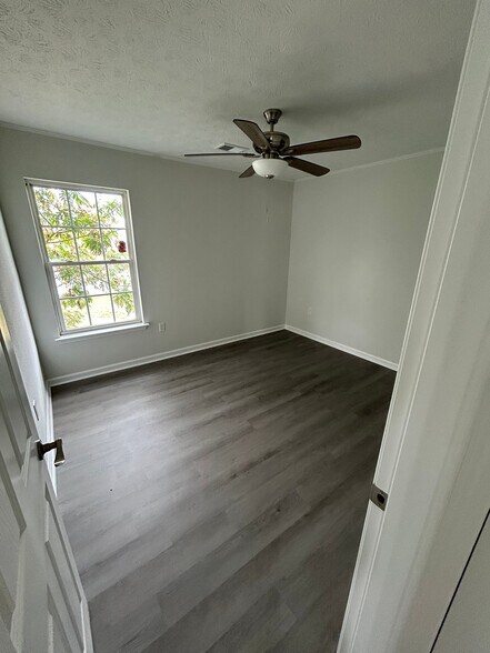 Building Photo - 4387 Heartwood Ln