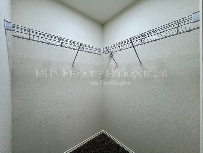 Building Photo - 8734 Snow Goose