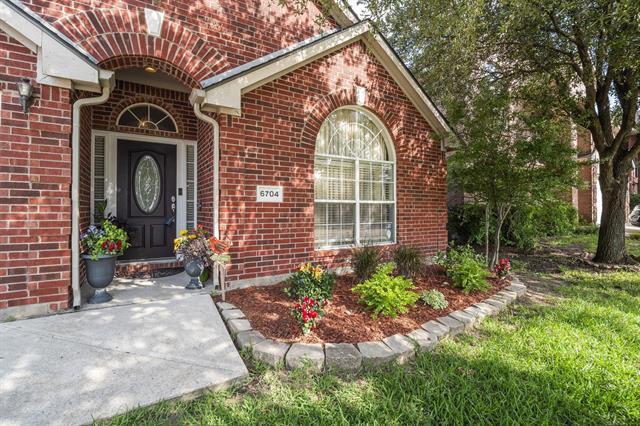 Building Photo - 6704 Longhorn Trail