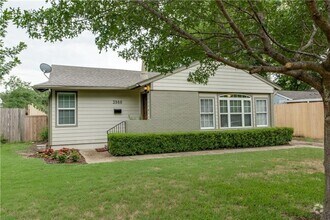 Building Photo - Midway Hollow 3 bed/2 bath Cottage Style Home
