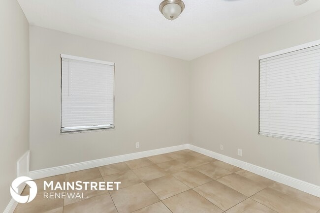 Building Photo - 17413 42nd Rd N