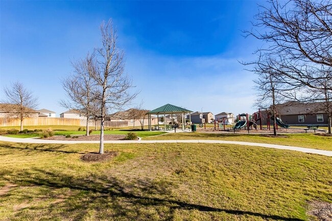 Building Photo - 109 Riverdale Dr