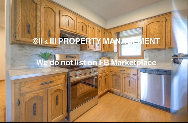 Building Photo - 1101 Jeff Cir