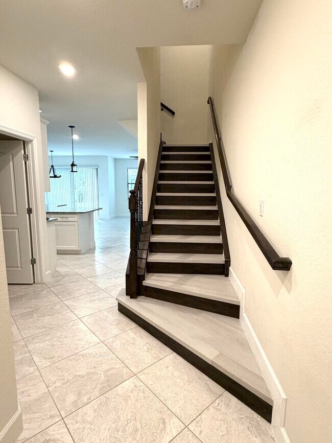 Building Photo - 4599 San Fratello Cir