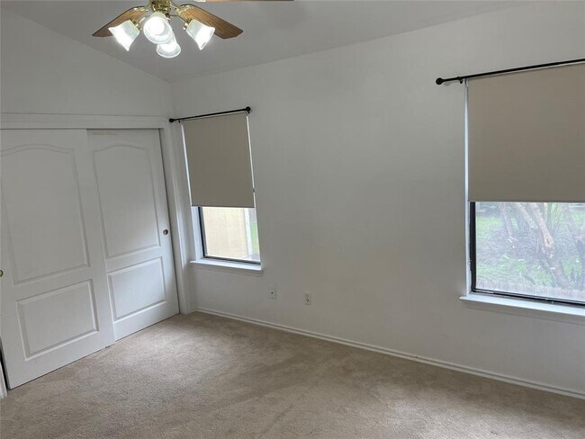 Building Photo - 11901 Swearingen Dr