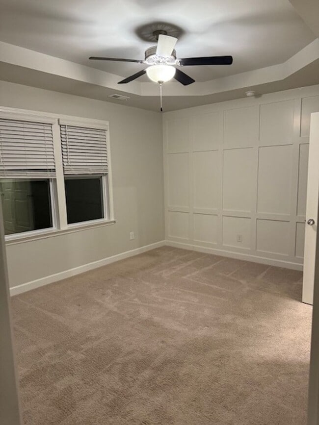 Building Photo - *END UNIT ROLESVILLE TOWNHOME*