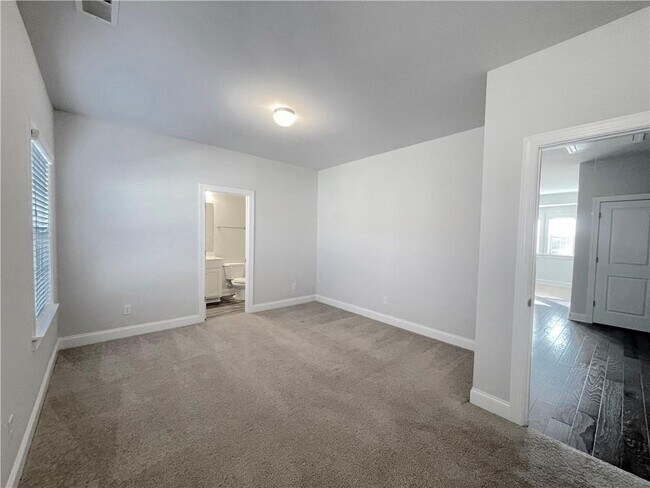 Building Photo - 4020 Adder Cir