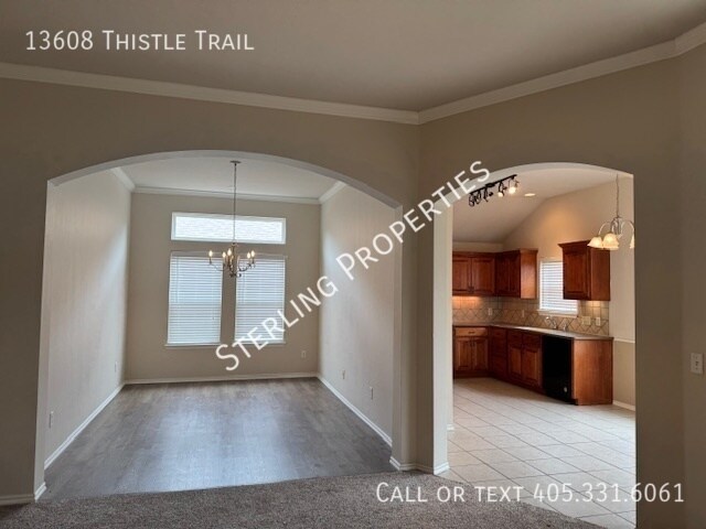 Building Photo - 13608 Thistle Trail