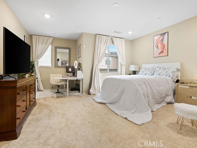 Building Photo - 5628 Kate Way