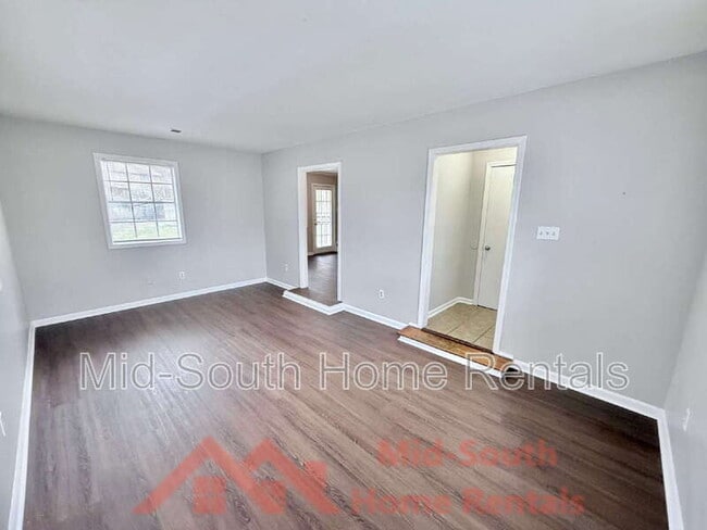 Building Photo - 4061 Navaho Ave