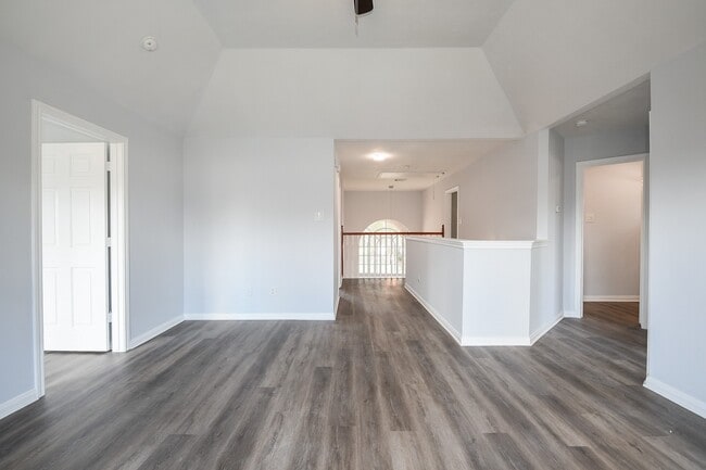 Building Photo - 13619 San Martin Ln