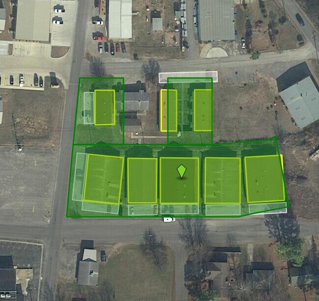 Aerial with Building outline and Plat ouline - 200 Monroe St