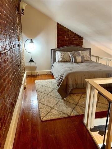 Building Photo - 523 Dumaine St