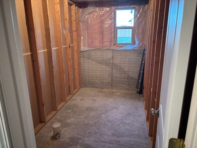 Building Photo - 1636 NW 45th St