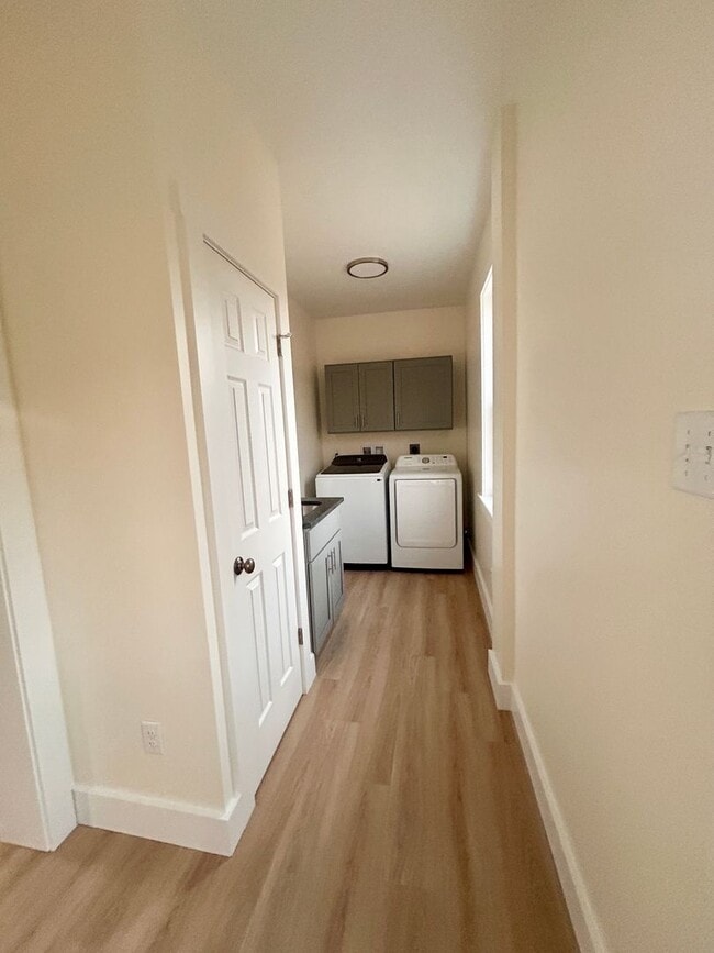 Building Photo - Bright & Spacious 3-Bedroom, 2-Bath Home with Open Concept Living in Lititz