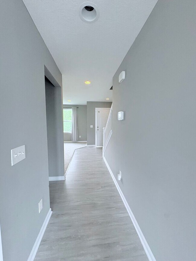 Building Photo - Stunning 3-bedroom, 3.5-bathroom home in Reynoldsburg