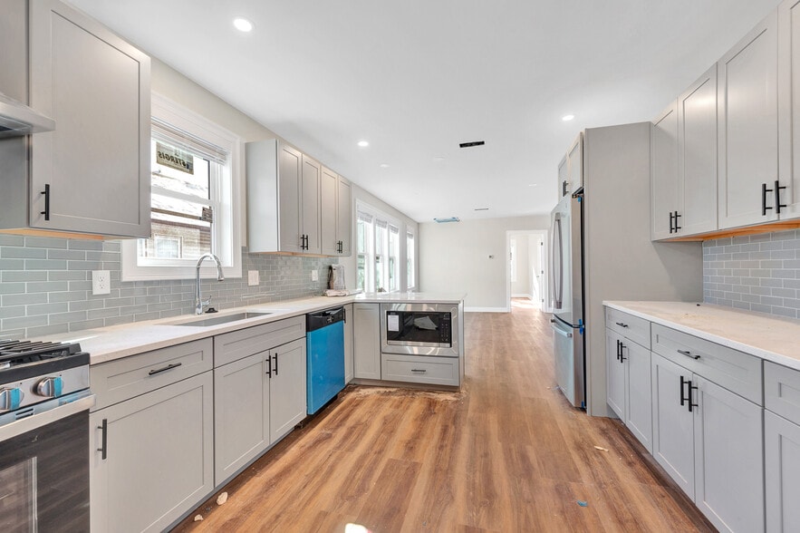 Building Photo - 59 Bailey Rd