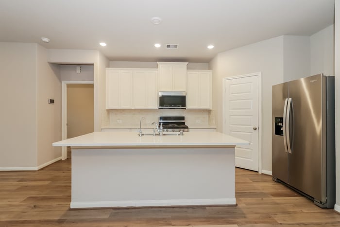 Building Photo - 1022 Modesto Dr