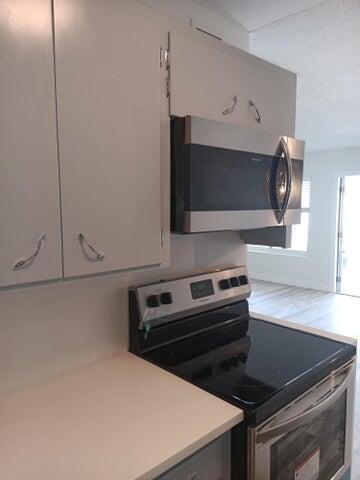 Building Photo - 15 S Palmway